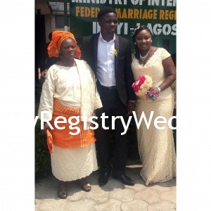 Couple with Groom Mum