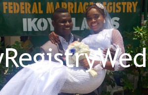 Kehinde happily tie the knot with Seun on the 17th of March 2016.