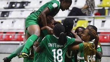 Falconet Defeats Canada