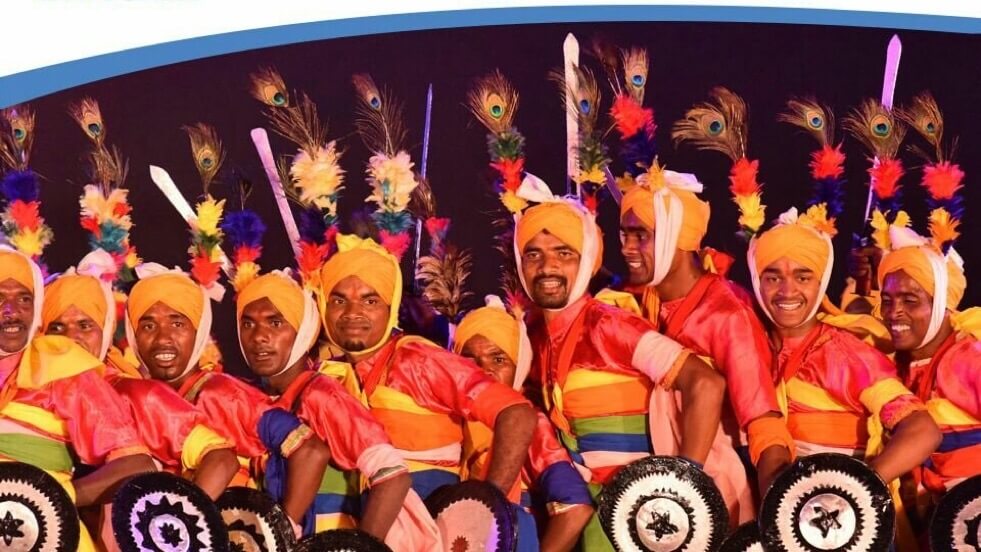 Indians celebrate saamvaad